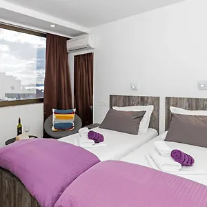 Pensionat Apinelo Tower, Split